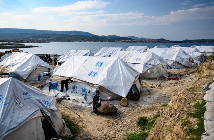 Γκρι σκηνές για μετανάστες σε παραλία της Λέσβου
