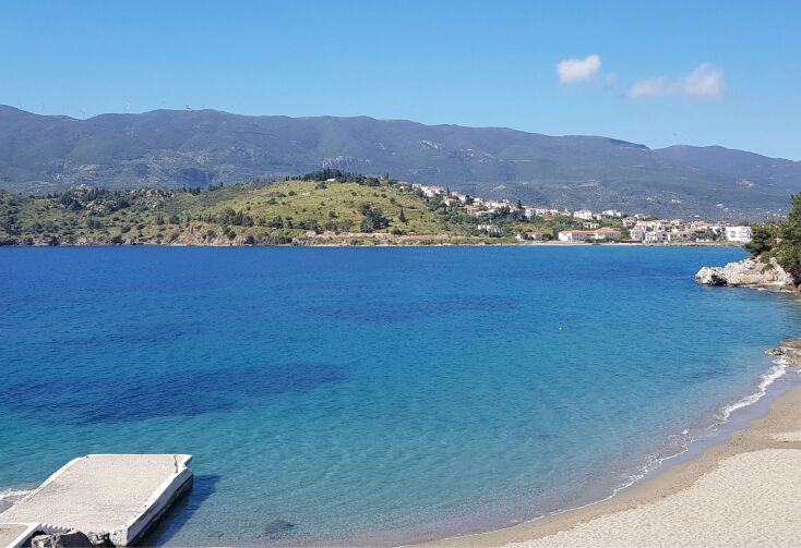 Ο μαγευτικός κόλπος του Ασκελιού στον Πόρο