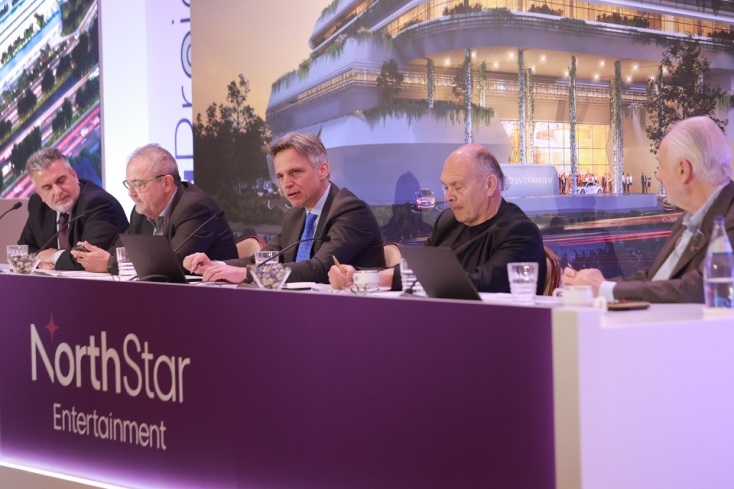 Συνέντευξη Τύπου - Project VORIA 1   Από αριστερά: Ο Διευθυντής Επικοινωνίας της Regency Γιώργος Αγγελής,  ο Διευθύνων Σύμβουλος της Ελληνικά Ξενοδοχεία Λάμψα Α.Ε. Τάσος Χωμενίδης, ο Διευθύνων Σύμβουλος της North Star Entertainment Γιάννης Τσιρίκος, ο Πρόεδρος και Διευθύνων Σύμβουλος του αρχιτεκτονικού γραφείου ASPA-KST Σπύρος Τσαγκαράτος, ο Γενικός Διευθυντής της εταιρείας Dromos Consulting Κωνσταντίνος Ζέκκος, 