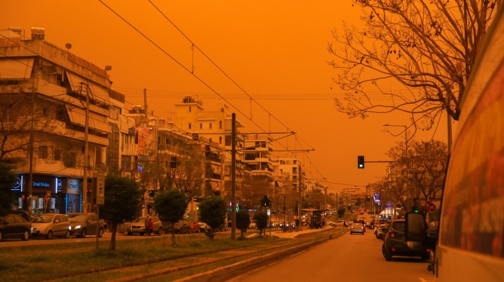 Η επέλαση της αφρικανικής σκόνης στον αττικό ουρανό 