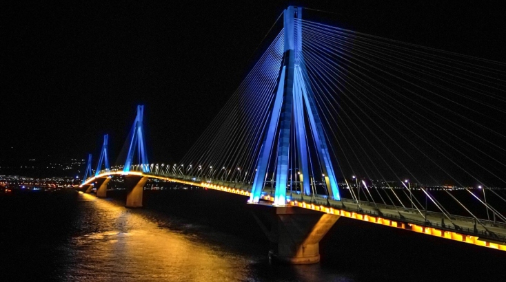 Ημέρα της Ευρώπης: Φωταγώγηση της Γέφυρας Ρίου Αντιρρίου 