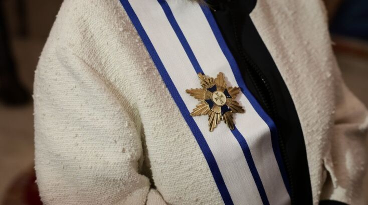 Στην Πρόεδρο της Δημοκρατίας απονεμήθηκε η ανώτατη διάκριση του Θρόνου, ο Μεγαλόσταυρος του Αγίου Μάρκου με αστέρι