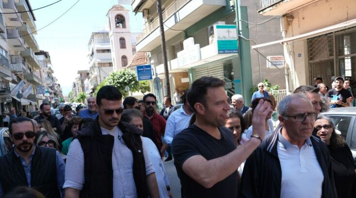 Ο Στέφανος Κασσελάκης στη Καρδίτσα