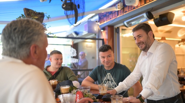 Ανδρουλάκης από Κόρινθο: Η Δημοκρατική Παράταξη μπορεί να ανοίξει την πόρτα εξόδου της ΝΔ