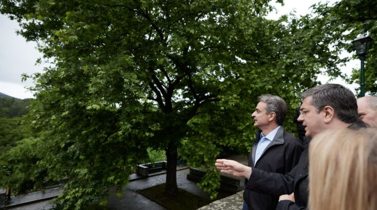 Ο πρωθυπουργός Κυριάκος Μητσοτάκης στην Κατερίνη στο πλαίσιο της περιοδείας για τις Ευρωεκλογές 