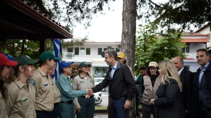 Ο πρωθυπουργός Κυριάκος Μητσοτάκης στην Κατερίνη στο πλαίσιο της περιοδείας για τις Ευρωεκλογές 
