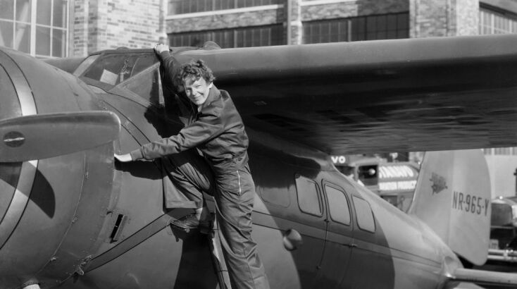 Η Αμέλια Έρχαρτ με τη μεγάλη της αγάπη, τα αεροπλάνα 