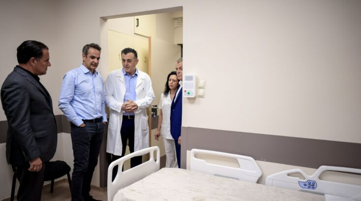 Ο πρωθυπουργός επισκέφθηκε την Κλινική Χεριού-Μικροχειρουργικής Άνω Άκρου 