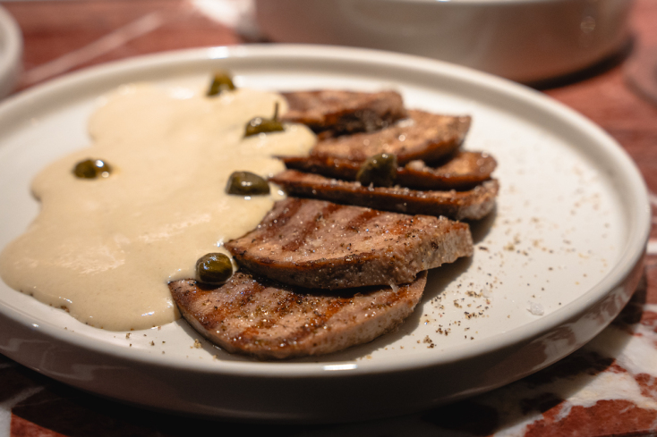 Πινακοθήκη Μωρών: Ένα τσιπουράδικο σε στιλ τάπας μπαρ