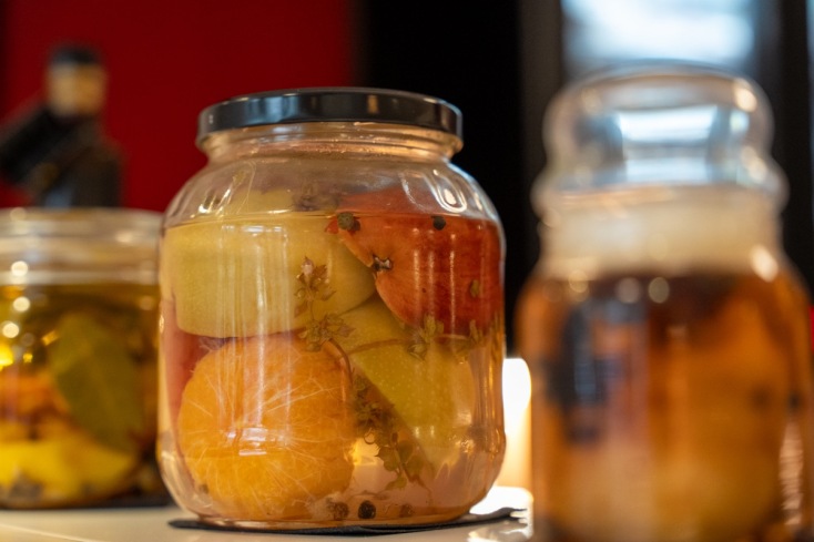 Πινακοθήκη Μωρών: Ένα τσιπουράδικο με στιλ τάπας μπαρ