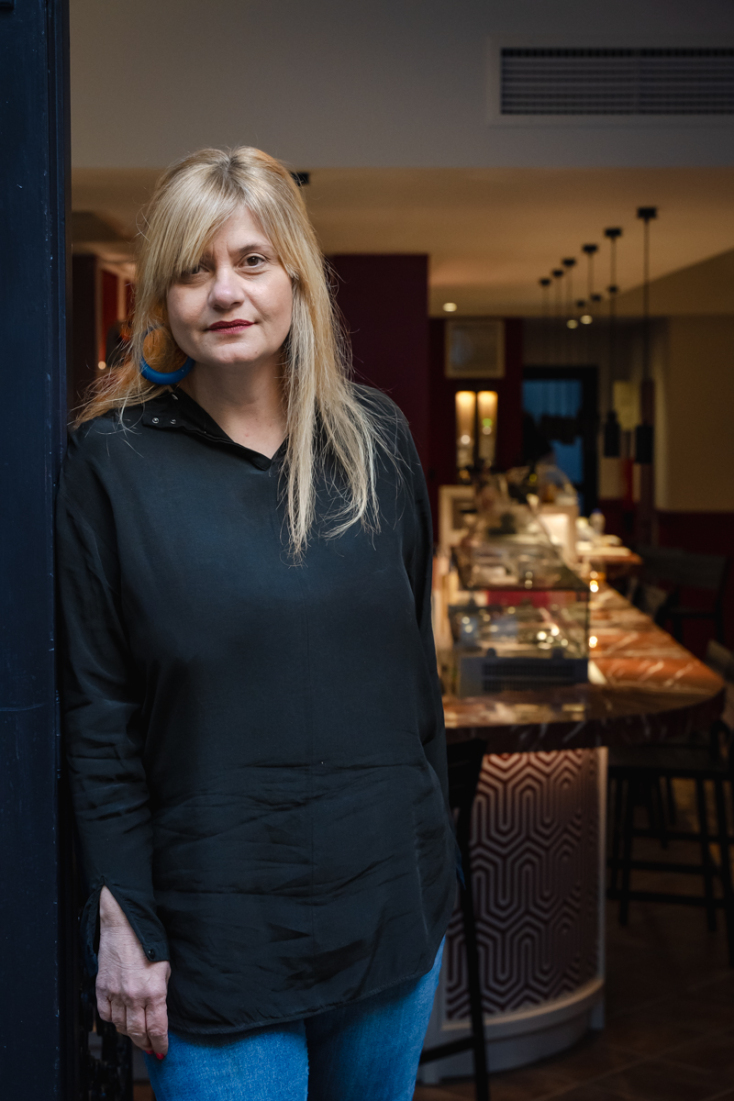 Πινακοθήκη Μωρών: Το νέο γαστρονομικό σποτ στο κέντρο της Θεσσαλονίκης με εκλεκτά αποστάγματα, τσίπουρα και τάπας.