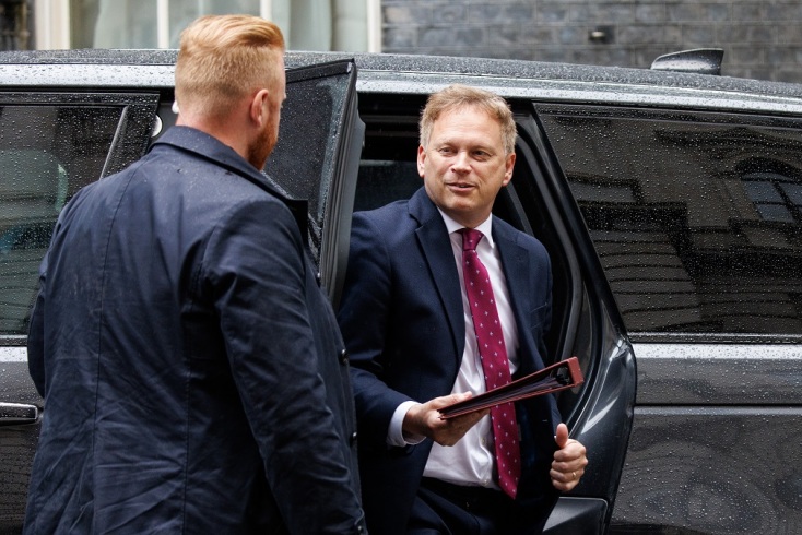 ο υπουργός Άμυνας Γκραντ Σαπς	