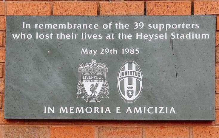 Μνημείο εις μνήμη των θυμάτων της τραγωδίας του Χέιζελ 