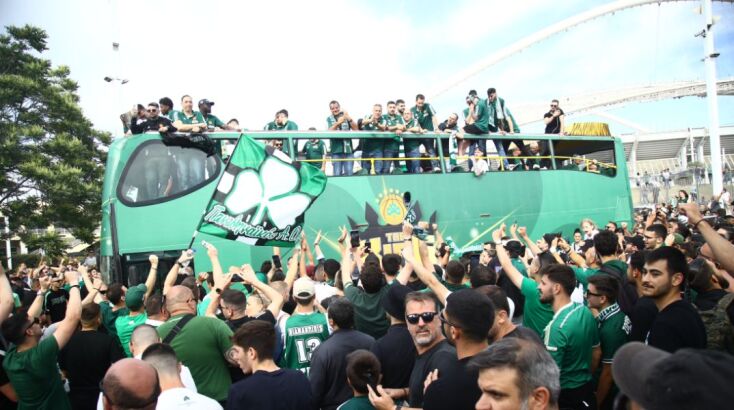 24ωρο ντελίριο στους φιλάθλους του Παναθηναϊκού για την κατάκτηση του έβδομου ευρωπαϊκού τίτλου