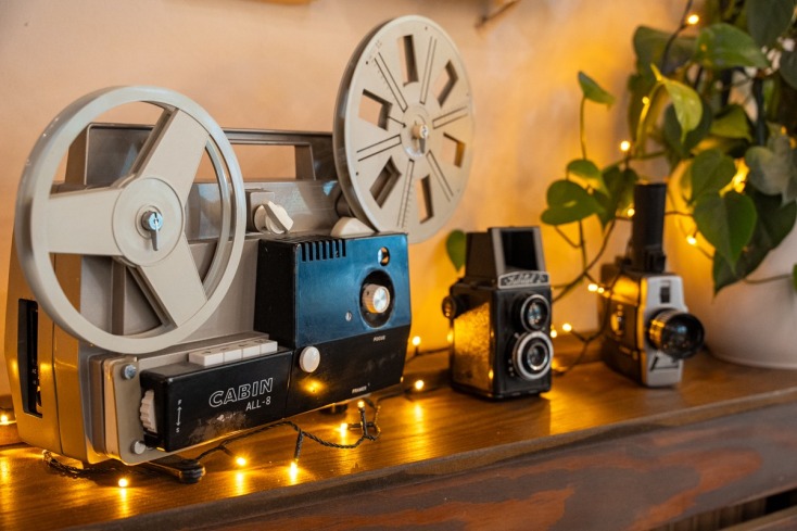 Κορωνίς: Δεκατιανό, μεζέδες και απεριτίφ κάτω από τα δροσερά πλατάνια της Σοφούλη 