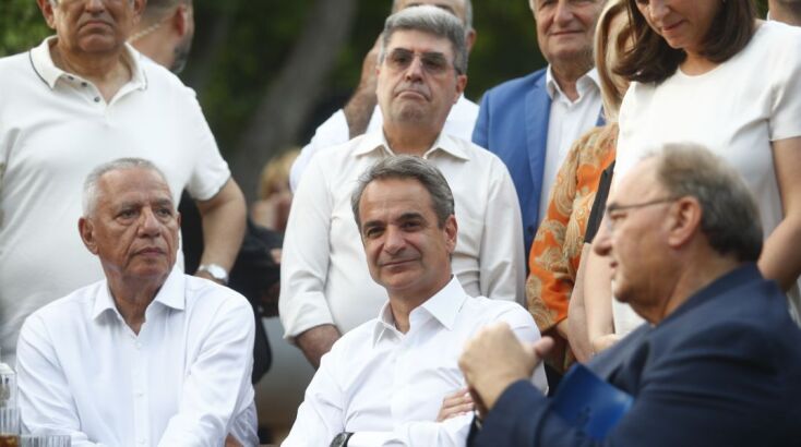 Η ομιλία και η συνάντηση του πρωθυπουργού με στελέχη της τοπικής αυτοδιοίκησης της Αττικής