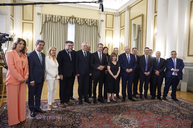 Η ορκωμοσία των νέων υπουργών και υφυπουργών μετά τον ανασχηματισμό 