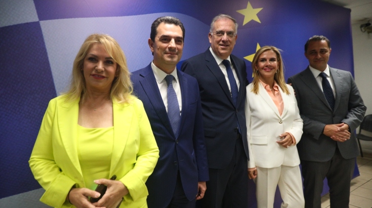 Τελετή παράδοσης παραλαβής στο Υπουργείο Ανάπτυξης