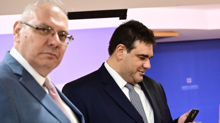 Τελετή παράδοσης-παραλαβής στο υπουργείο Εσωτερικών 