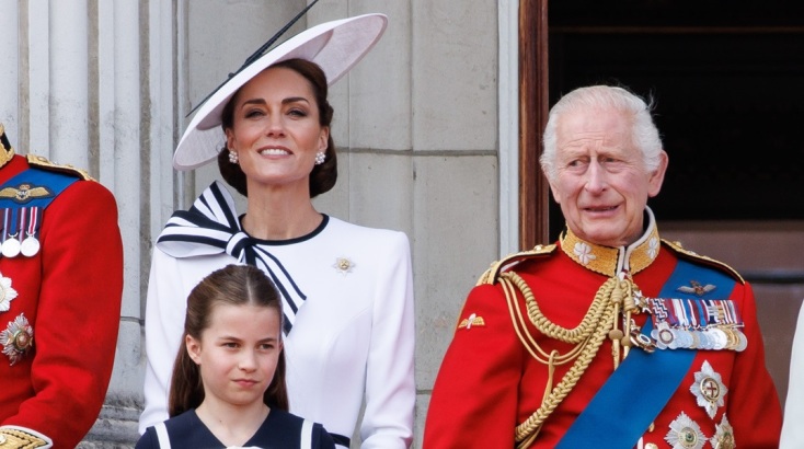 Ο Βασιλιάς Κάρολος και η Κέιτ Μίντλετον στο Μπάκιγχαμ 