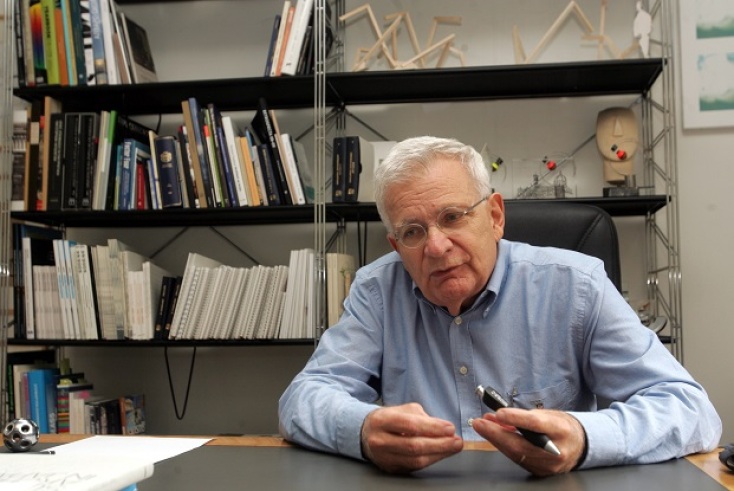 Ο Αλέξανδρος Τομπάζης