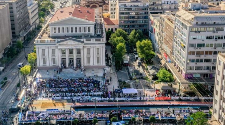 Το Piraeus Street Long Jump έφερε ξανά τον στίβο εκτός σταδίου