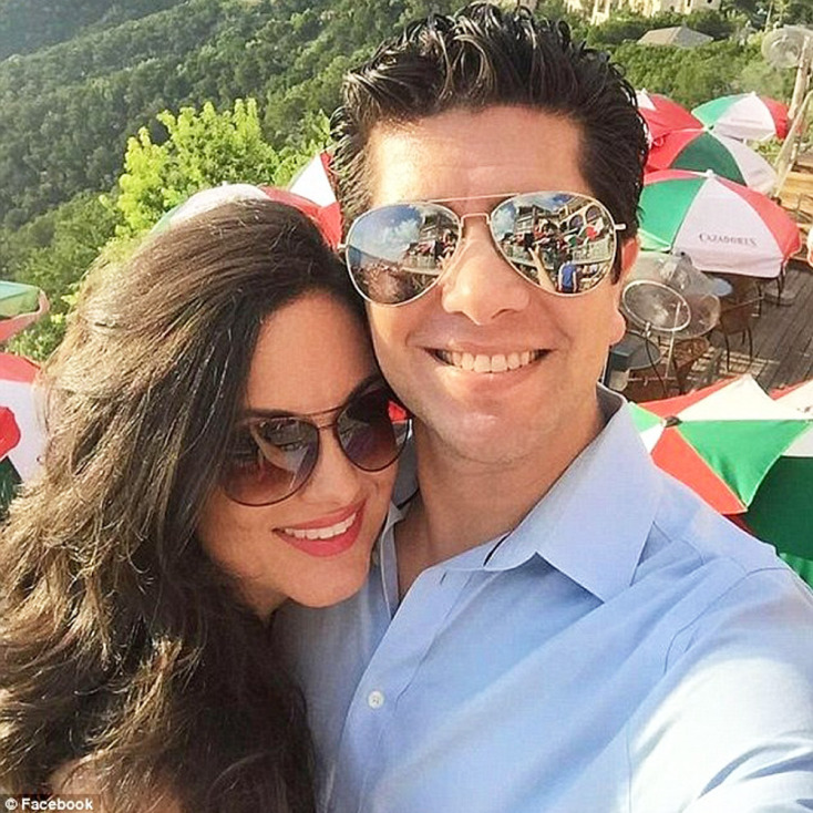 Ο δρ Ρικάρντο Πανιάγκουα και η Κέντρα Χάτσερ