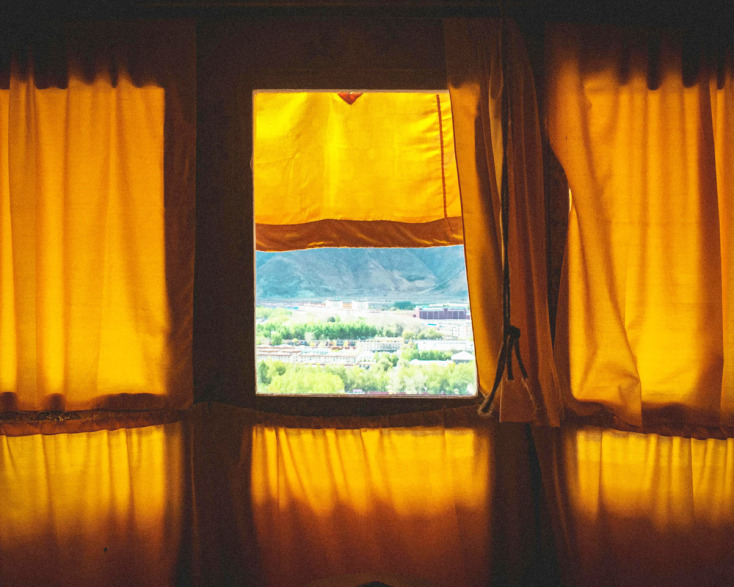 Ρουστίκ διακόσμηση: Υφάσματα