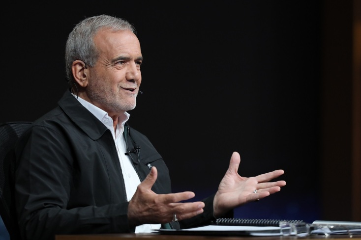 Ο Μασούντ Πεζεσκιάν 