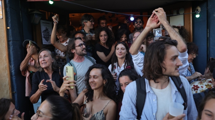 γαλλοι ψηφοφοροι πανηγυριζουν