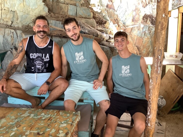 Αρετές Χαλκιδικής, Μπάρμπα-Τόλης, Δημήτρης Παρλαμέντας