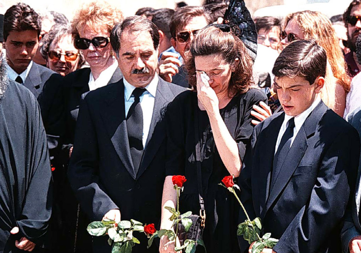 1996, Μνημόσυνο για τις 40 ημέρες από το θάνατο του Ανδρέα Παπανδρέου στο Α Νεκροταφείο