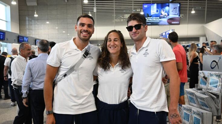 Πετάει για Παρίσι η ελληνική αποστολή 