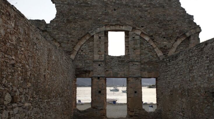 Ρωσικός Ναύσταθμος, Πόρος