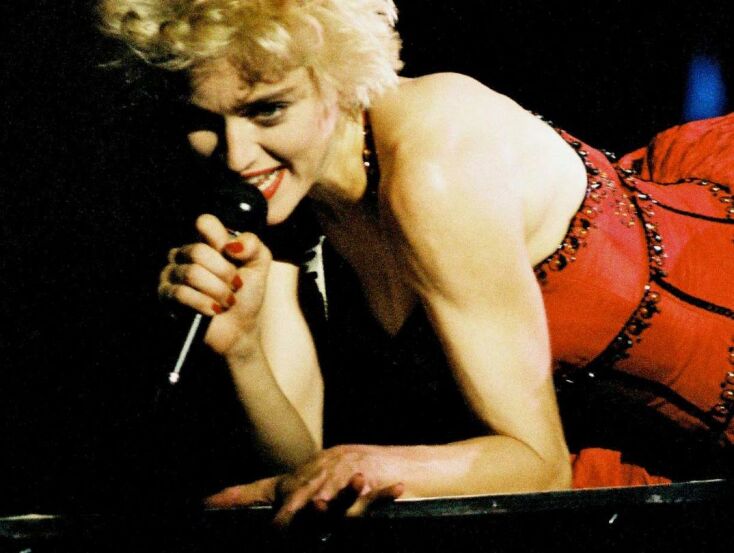 Κομβική στιγμή για τη Madonna το True Blue 