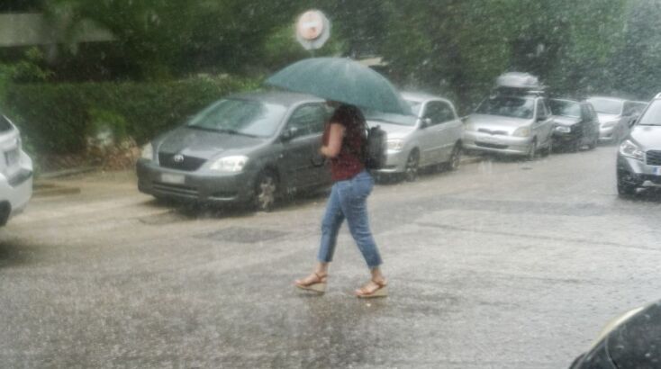 Η κακοκαιρία Atena «χτύπησε» την Αττική