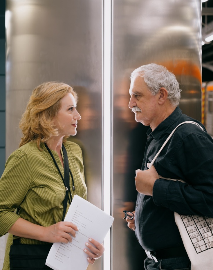 Ο Δημήτρης Καταλειφός και η Στέλλα Κρούσκα στον «Θείο Βάνια» στο Δημοτικό Θέατρο Πειραιά