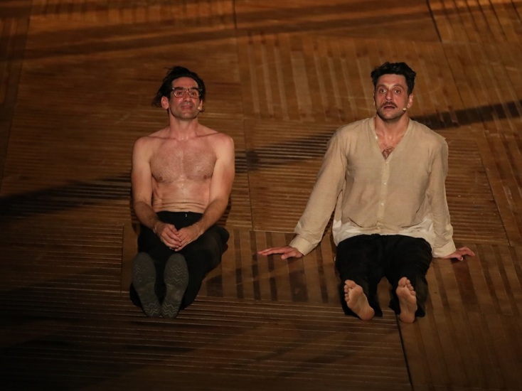 Οδυσσέας Παπασπηλιόπουλος και Γιώργος Χρυσοστόμου στους «Όρνιθες»