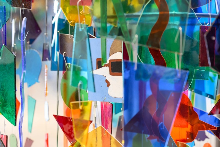 Ξεχωρίζουμε την κυρία Τεπενδρή ανάμεσα στα κομμάτια που συνθέτουν το έργο «Dyslexia» του Κωνσταντίνου Κακανιά