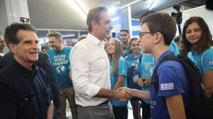 Επίσκεψη Μητσοτάκη στον διεθνή διαγωνισμό ρομποτικής, First Global Challenge 2024 