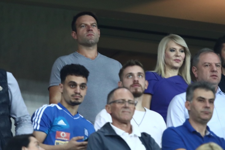 Ο Στέφανος Κασσελάκης πήγε γήπεδο με την Θεοδώρα Τζάκρη