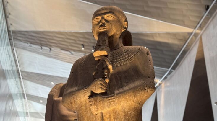 Μια ματιά μέσα στο νέο «φαραωνικό» αρχαιολογικό μουσείο της Αιγύπτου