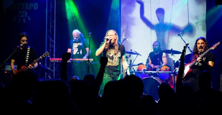 Οι Magic de Spell στο Κύτταρο, μαζί με τους Τσοπάνα Rave και τον Frank Panx με τους Σαλταδόρους του