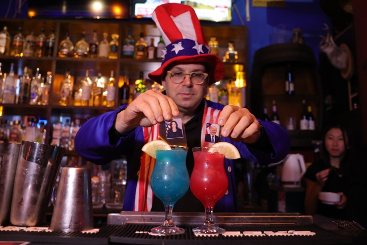 Εκλογές ΗΠΑ 2024: Άλογα, καπέλα και αγωνία - 10 εικόνες εν αναμονή των αποτελεσμάτων