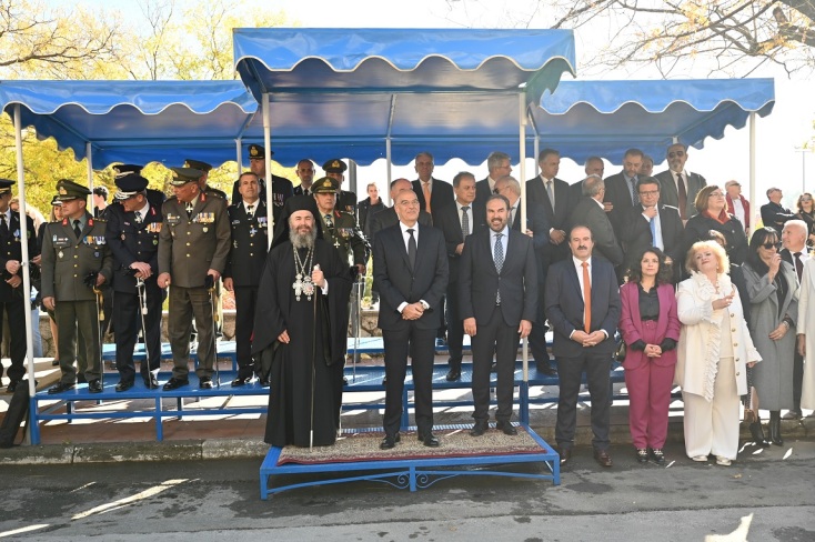 Δένδιας: «Πιστεύω στην Πατρίδα, τη θρησκεία και τη γλώσσα μας - Είναι ταυτοτικά μας στοιχεία»