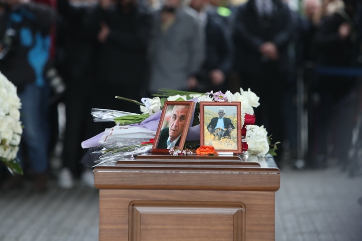 Το φέρετρο του Γιάννη Μπουτάρη