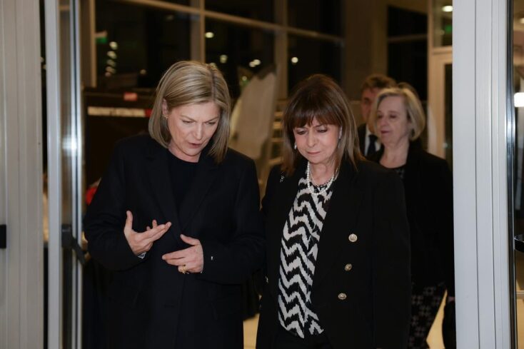 H K. Σακελλαροπούλου στην παρουσίαση του βιβλίου για την Εριέττα Μόλχο