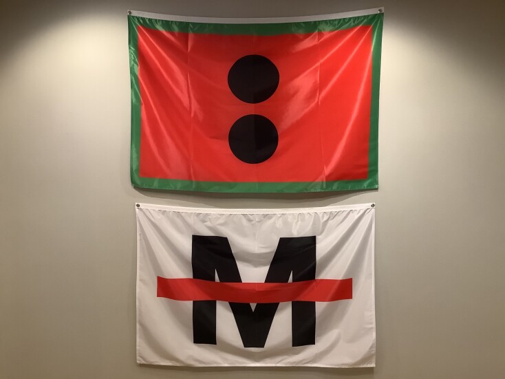 Ιωάννης Φετάνης, Waving Through Folklore