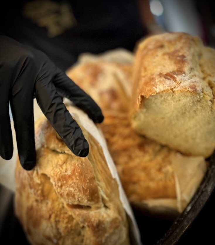 Δεσποινίς Μαργαρίτα, ψωμί