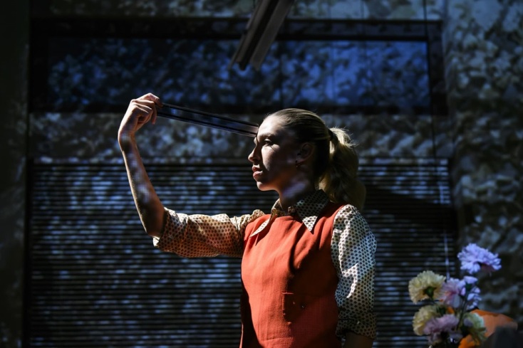 Τα ανεξάρτητα κράτη σε σκηνοθεσία Γιώργου Παλούμπη, στο θέατρο Χώρα